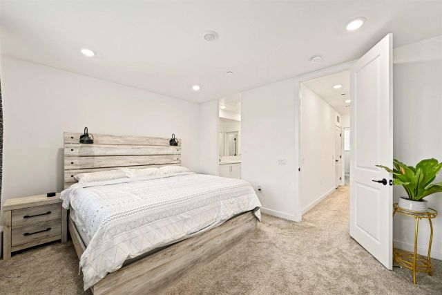 2066 Vela Ln, San Diego, CA 92154