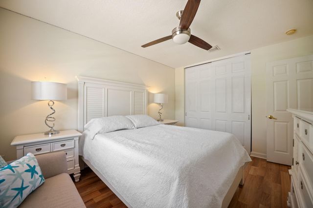 9058 Alexandra Circle, Wellington, FL 33414