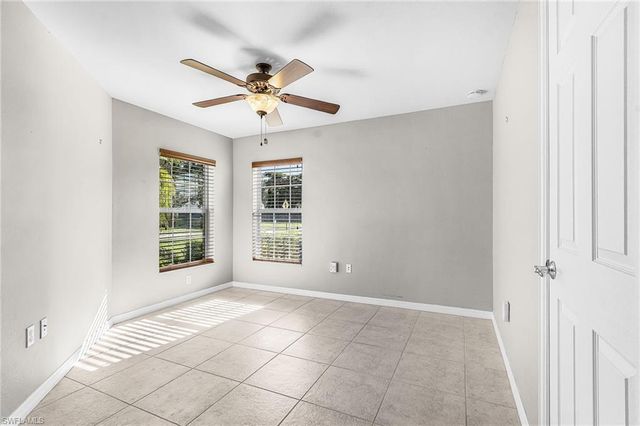 2462 Anguilla DR, Cape Coral, FL 33991