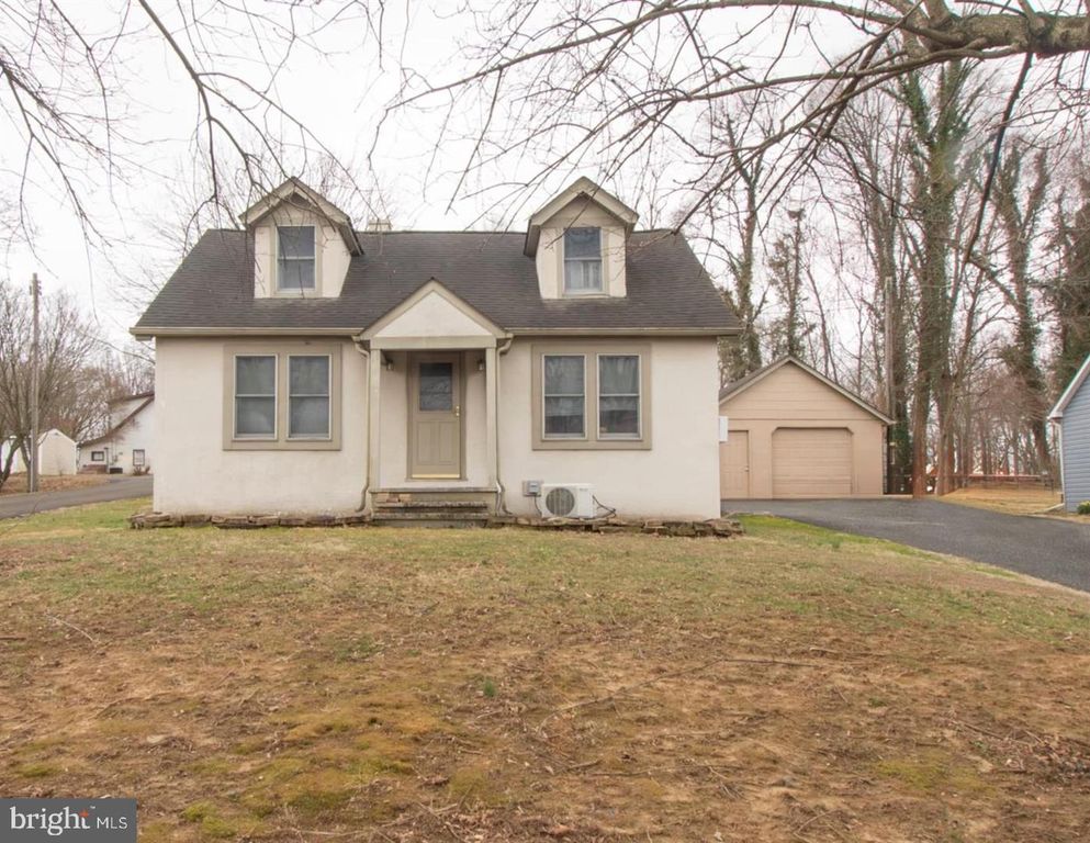 Image 1 of property listing at 1964 CONOWINGO RD, Rising Sun, MD 21911