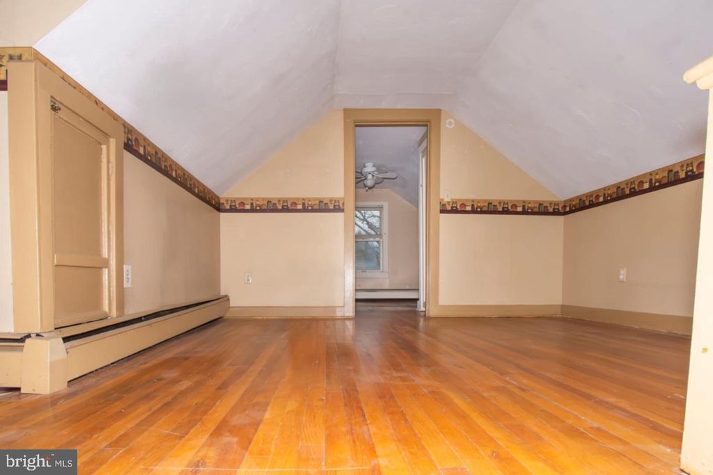 Image 16 of property listing at 1964 CONOWINGO RD, Rising Sun, MD 21911