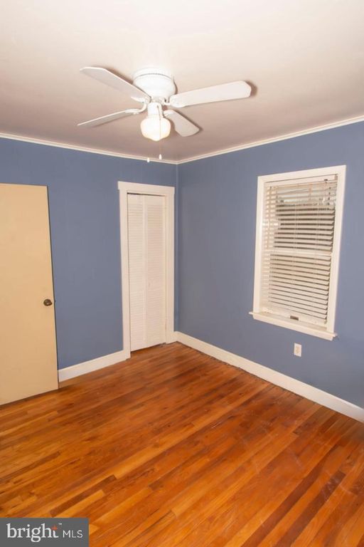 Image 5 of property listing at 1964 CONOWINGO RD, Rising Sun, MD 21911