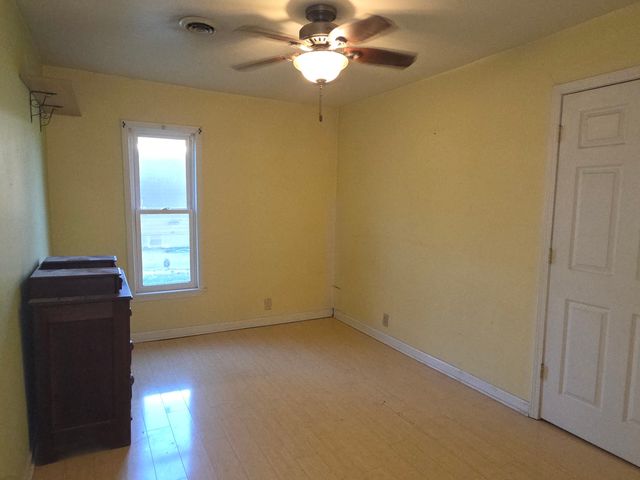 104 E Vermont Street, Carterville, IL 62918