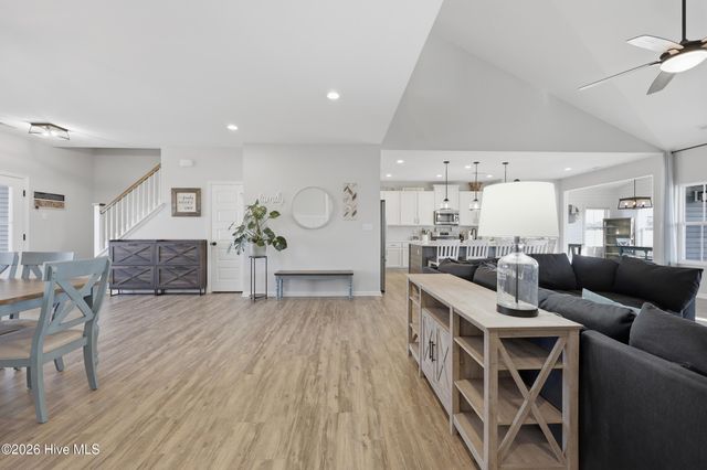 208 Campus Drive, Moyock, NC 27958