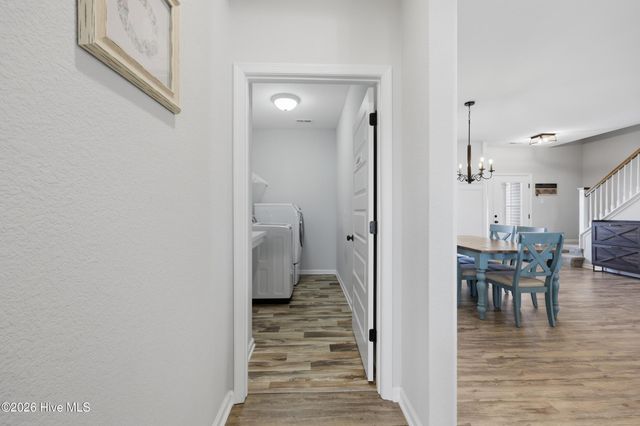 208 Campus Drive, Moyock, NC 27958