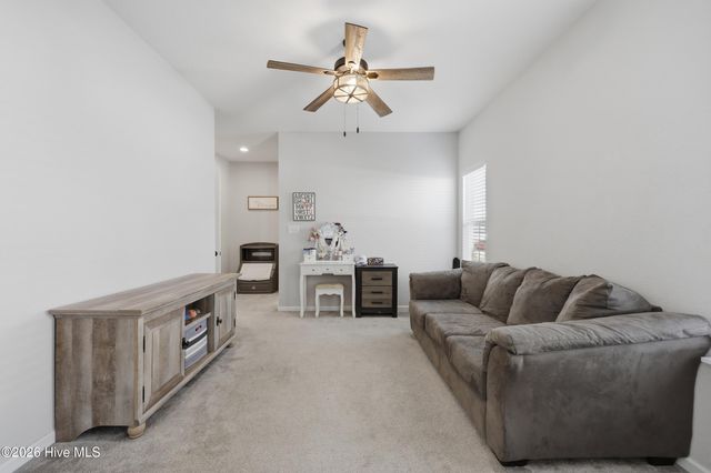 208 Campus Drive, Moyock, NC 27958