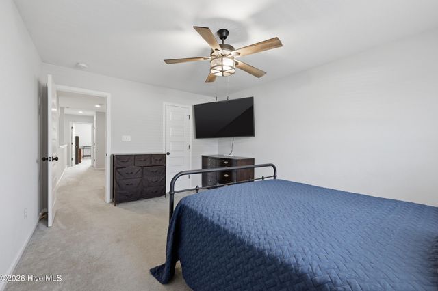 208 Campus Drive, Moyock, NC 27958