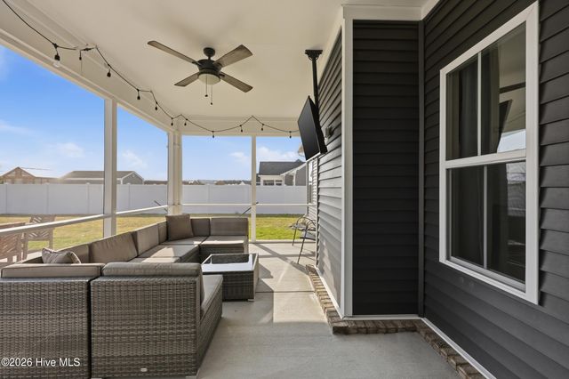 208 Campus Drive, Moyock, NC 27958