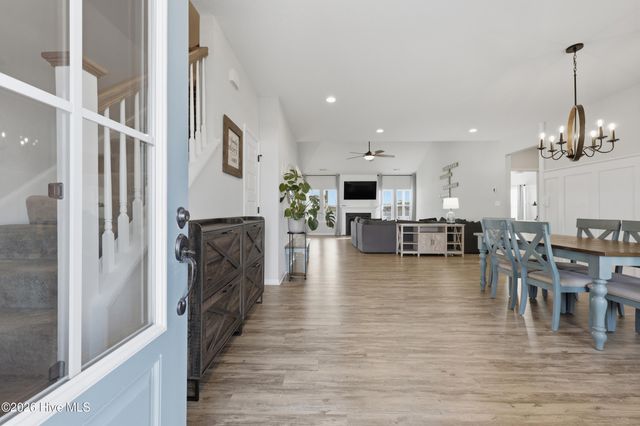 208 Campus Drive, Moyock, NC 27958