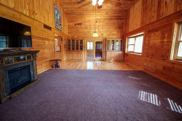 56664 Tanner Trail, Three Rivers, MI 49093