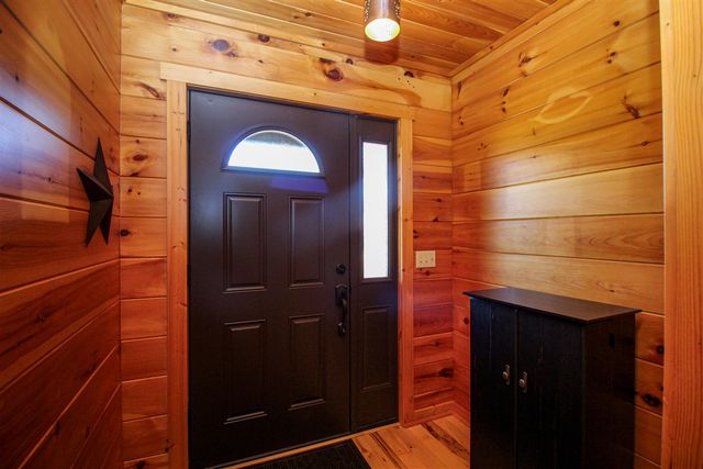 56664 Tanner Trail, Three Rivers, MI 49093