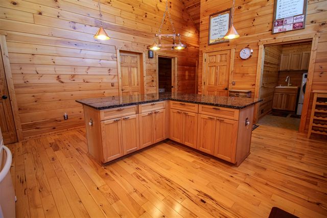 56664 Tanner Trail, Three Rivers, MI 49093