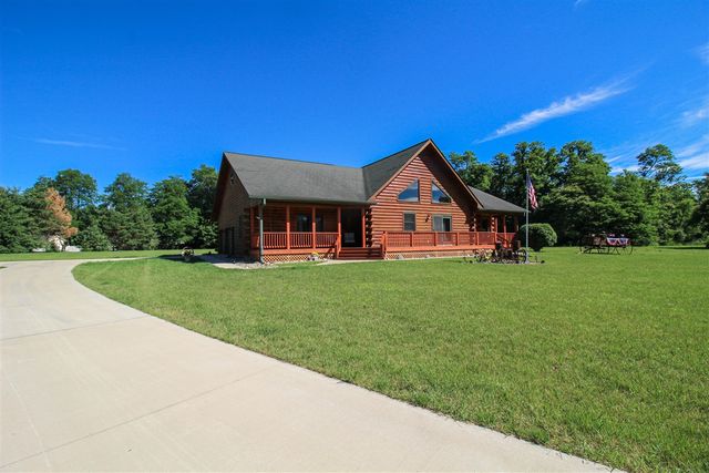 56664 Tanner Trail, Three Rivers, MI 49093