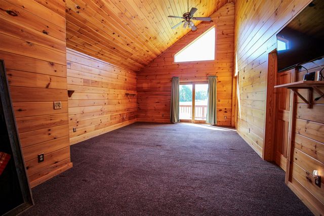 56664 Tanner Trail, Three Rivers, MI 49093