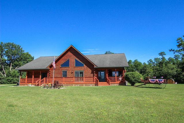 56664 Tanner Trail, Three Rivers, MI 49093