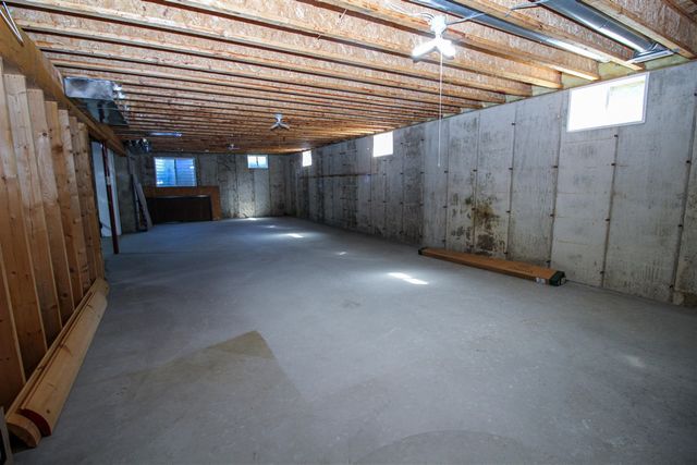 56664 Tanner Trail, Three Rivers, MI 49093