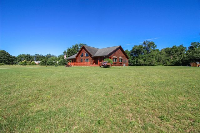 56664 Tanner Trail, Three Rivers, MI 49093