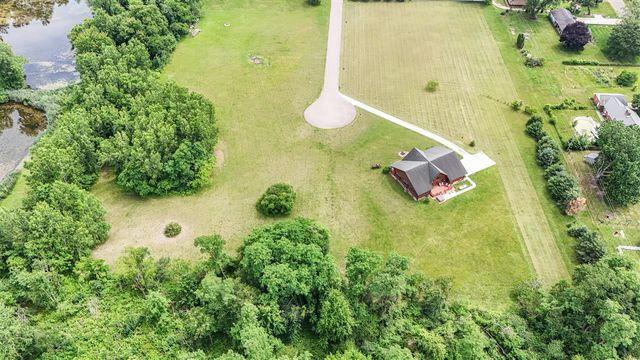 56664 Tanner Trail, Three Rivers, MI 49093