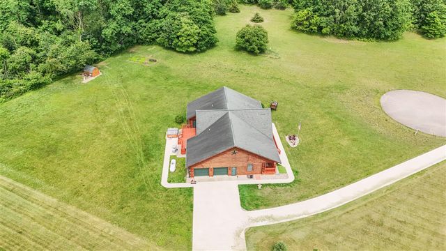 56664 Tanner Trail, Three Rivers, MI 49093