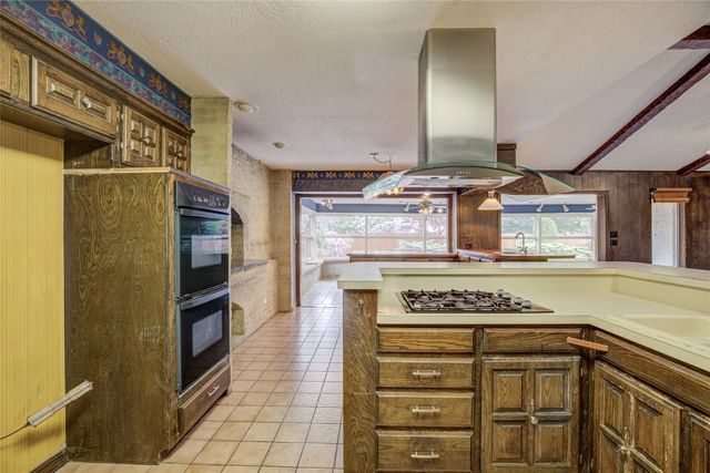 2328 Parkland Way, Norman, OK 73069