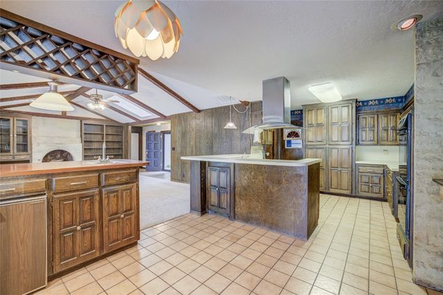 2328 Parkland Way, Norman, OK 73069