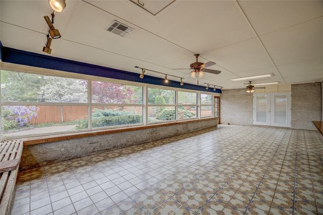 2328 Parkland Way, Norman, OK 73069