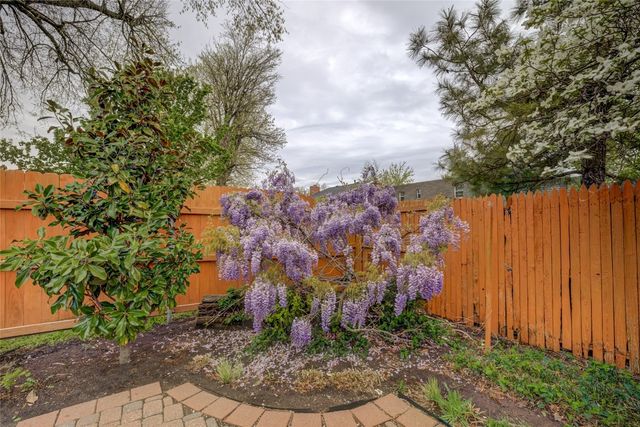 2328 Parkland Way, Norman, OK 73069