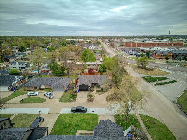 2328 Parkland Way, Norman, OK 73069