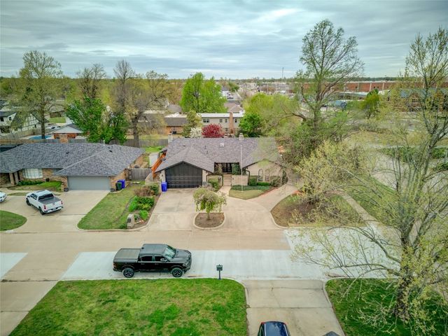 2328 Parkland Way, Norman, OK 73069
