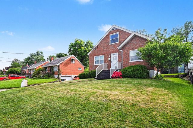 411 Swan Circle, Elsmere, KY 41018