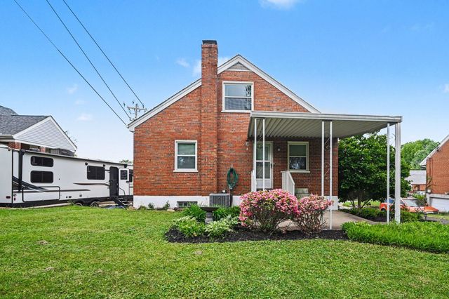 411 Swan Circle, Elsmere, KY 41018