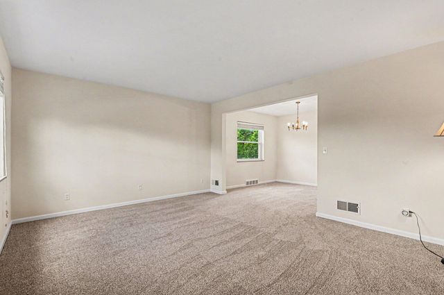 411 Swan Circle, Elsmere, KY 41018