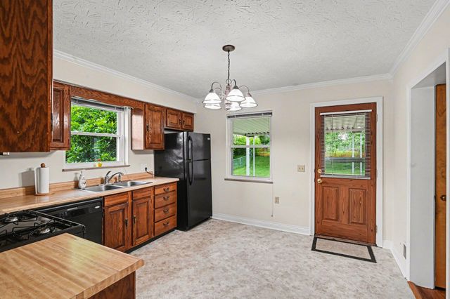 411 Swan Circle, Elsmere, KY 41018