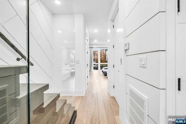 38 Hudson Avenue, Edgewater, NJ 07020