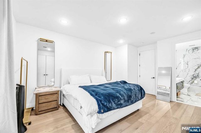 38 Hudson Avenue, Edgewater, NJ 07020