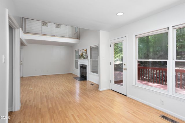 211 Oxford Hills Drive, Chapel Hill, NC 27514
