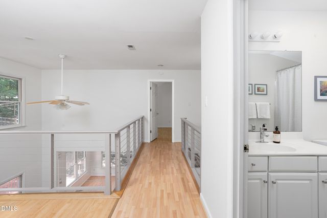 211 Oxford Hills Drive, Chapel Hill, NC 27514