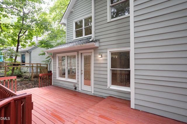211 Oxford Hills Drive, Chapel Hill, NC 27514