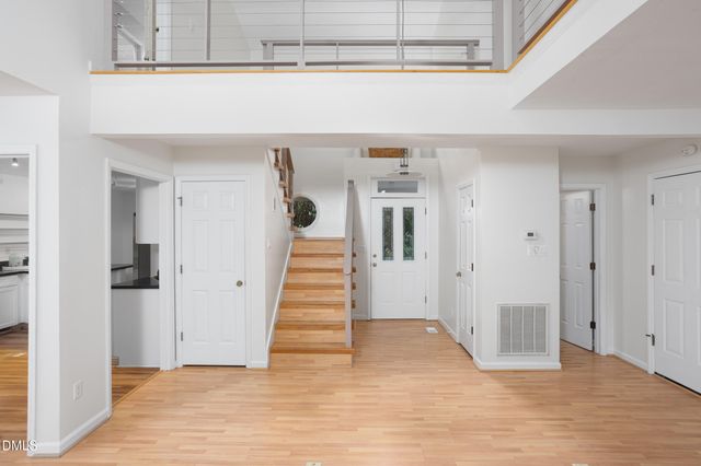 211 Oxford Hills Drive, Chapel Hill, NC 27514