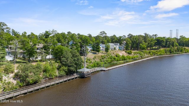 321 Jenoa Drive, Castle Hayne, NC 28429