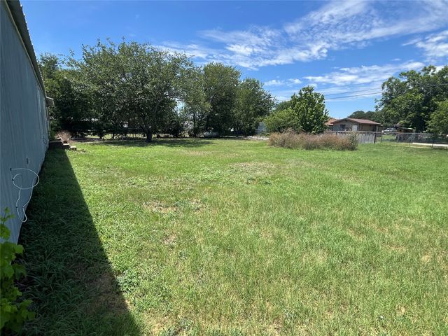 518 Eagle Street, Dublin, TX 76446