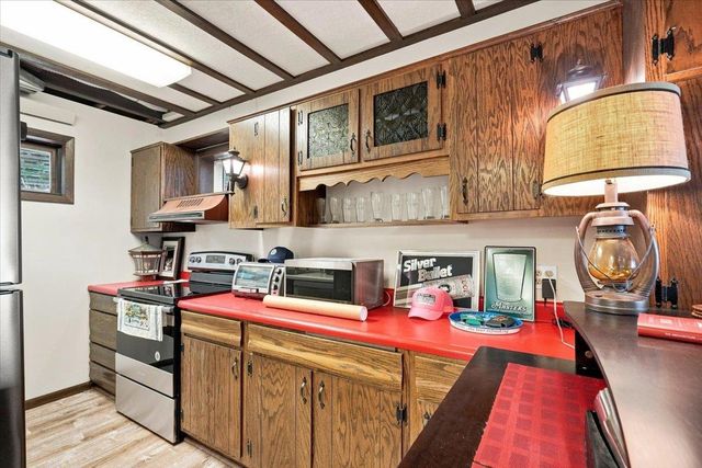 W10192 Schiefelbein Road, Poynette, WI 53955