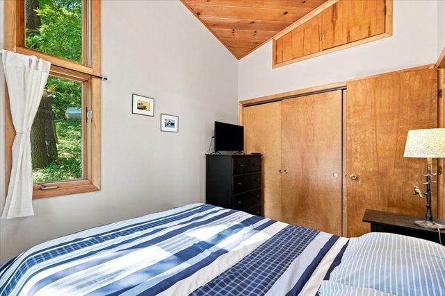 W10192 Schiefelbein Road, Poynette, WI 53955