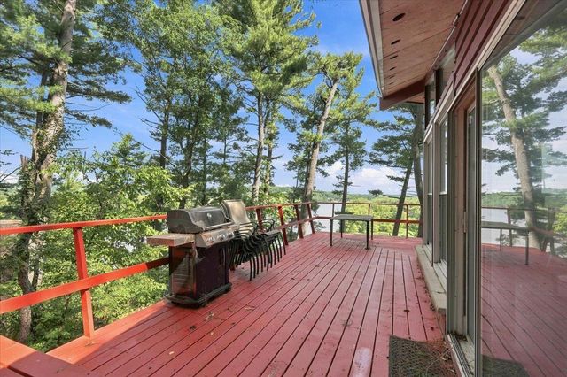W10192 Schiefelbein Road, Poynette, WI 53955