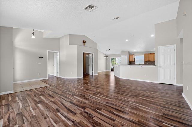 4704 FLACK COURT, Kissimmee, FL 34758