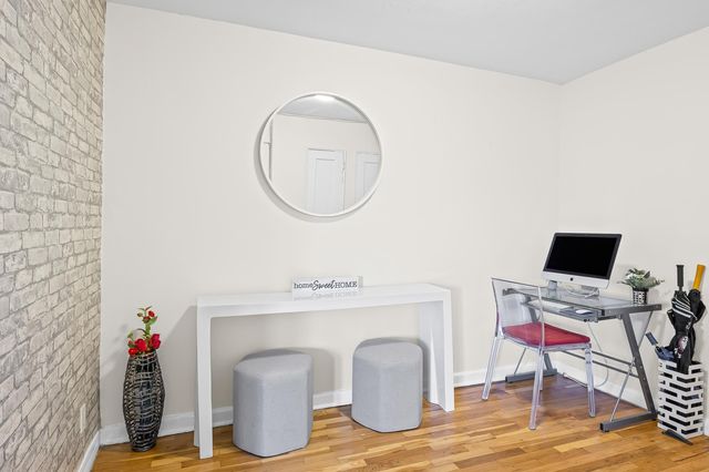14710 84th Rd Apt 4G, New York City, NY 11435
