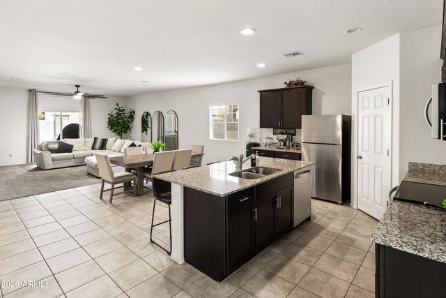4809 S 108th Avenue S, Tolleson, AZ 85353