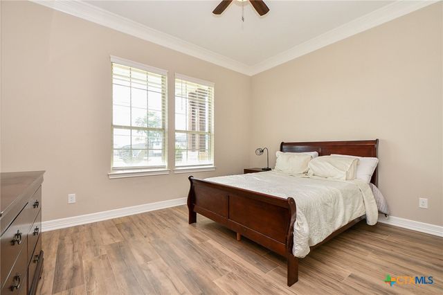 1093 Sunderman Road, Alleyton, TX 78935