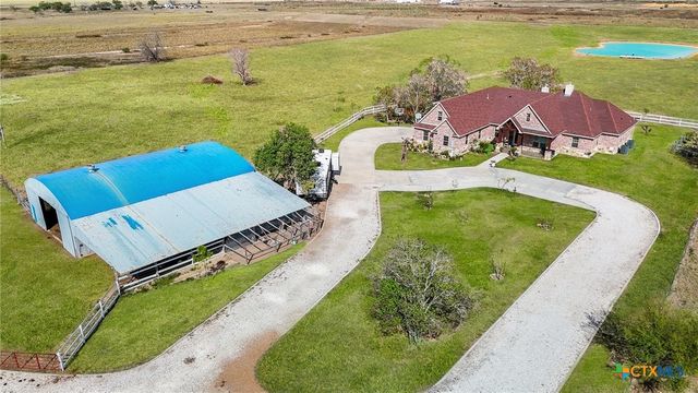 1093 Sunderman Road, Alleyton, TX 78935