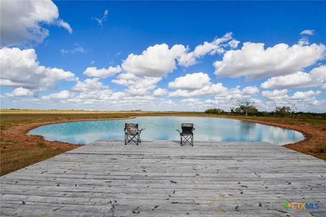 1093 Sunderman Road, Alleyton, TX 78935